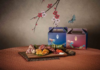 端陽糭套裝 (金腿醬油蛋黃粽 + 紫米甜粽 + 迷你紅豆粽) 早鳥優惠 8-6-2023前 $311 (正價 $338) 
